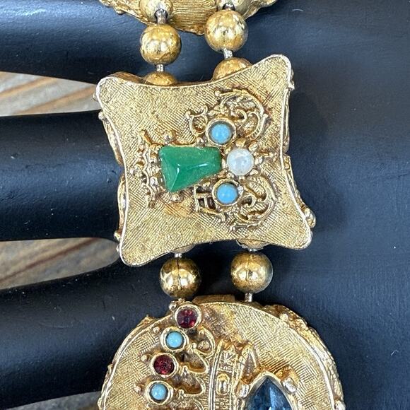 Vintage 1960’s ART / Arthur Pepper Gold Tone Slide Bracelet Crown Sword READ - Picture 3 of 12